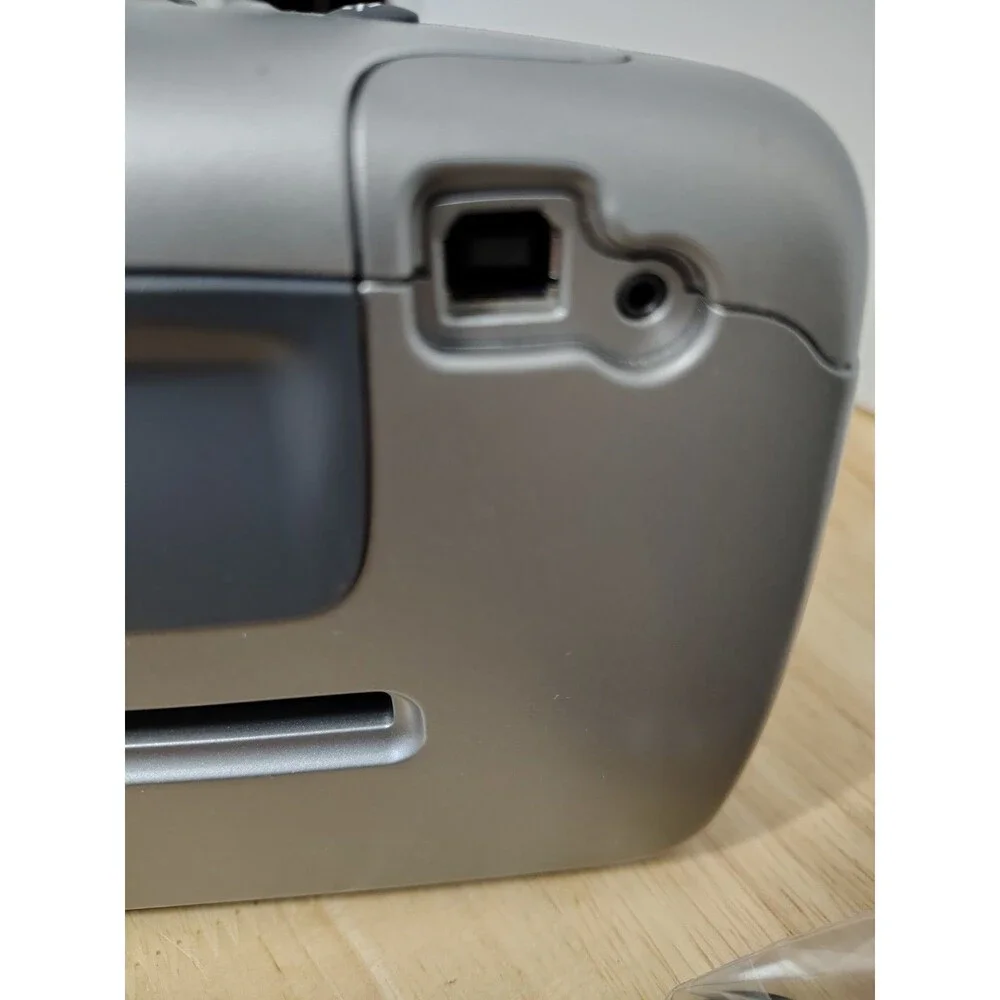 HP Photosmart 145 Digital Photo Inkjet Color Printer Q3025A. Print From SD Card